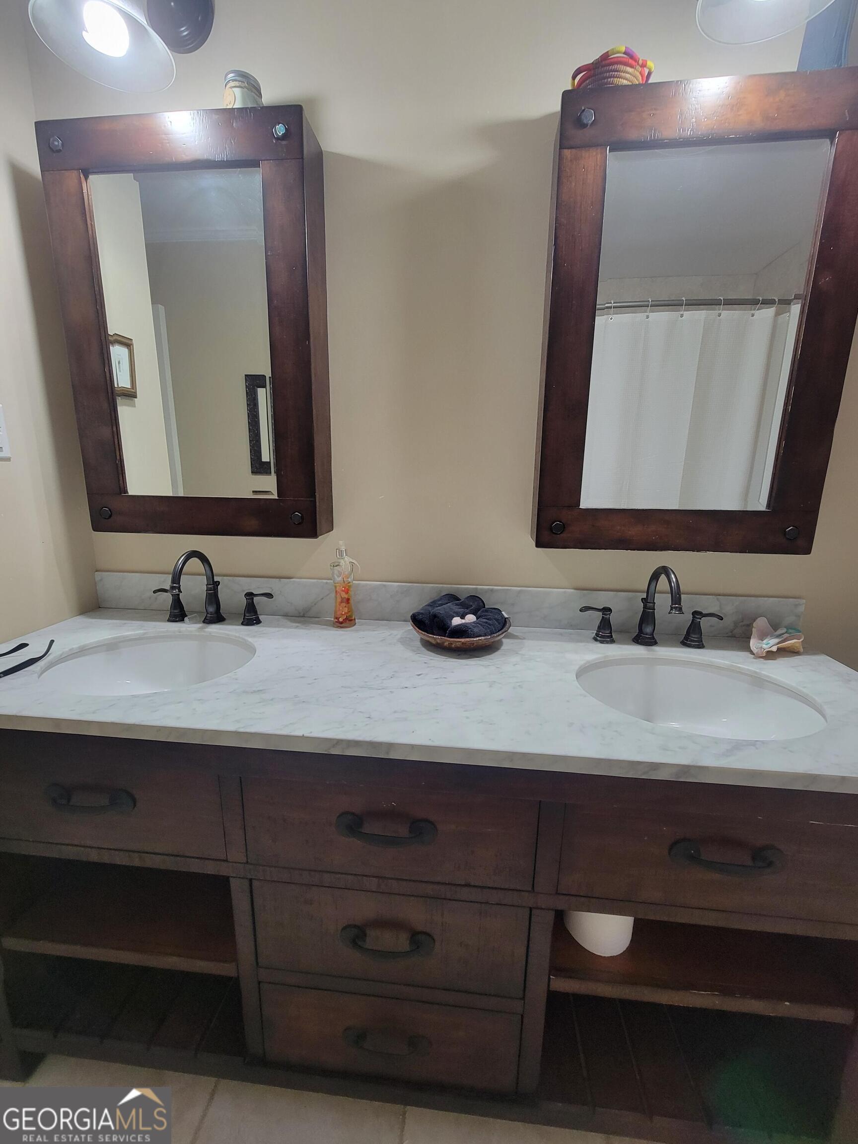 2469 Circlewood Road Northeast Atlanta, GA 30345 - Photo 23 of 26