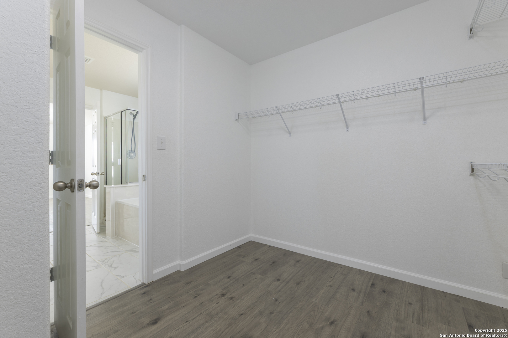 105 Lookout View Cibolo, TX 78108 - Photo 12 of 26 a view of a small space