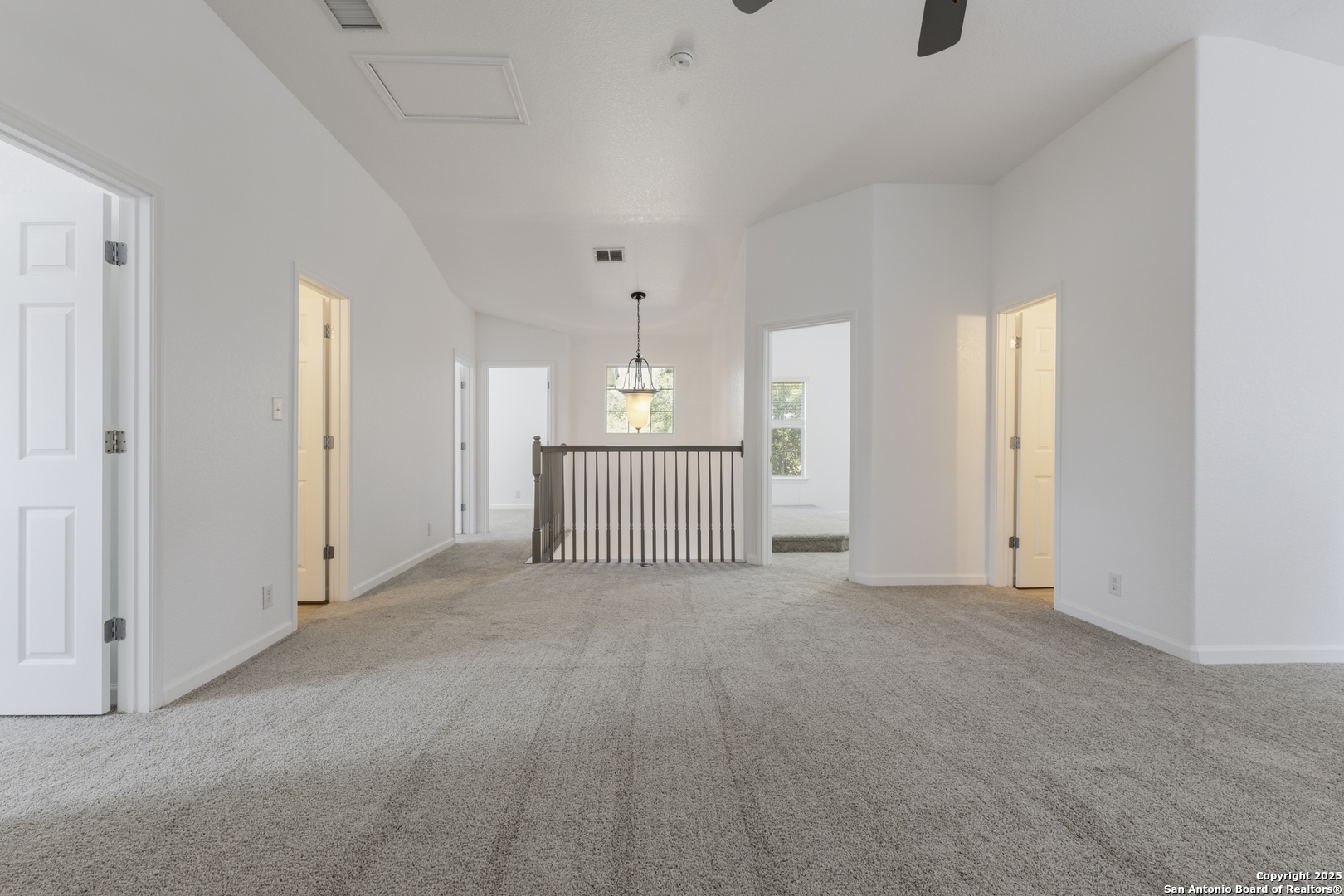 105 Lookout View Cibolo, TX 78108 - Photo 16 of 26 a view of a hallway