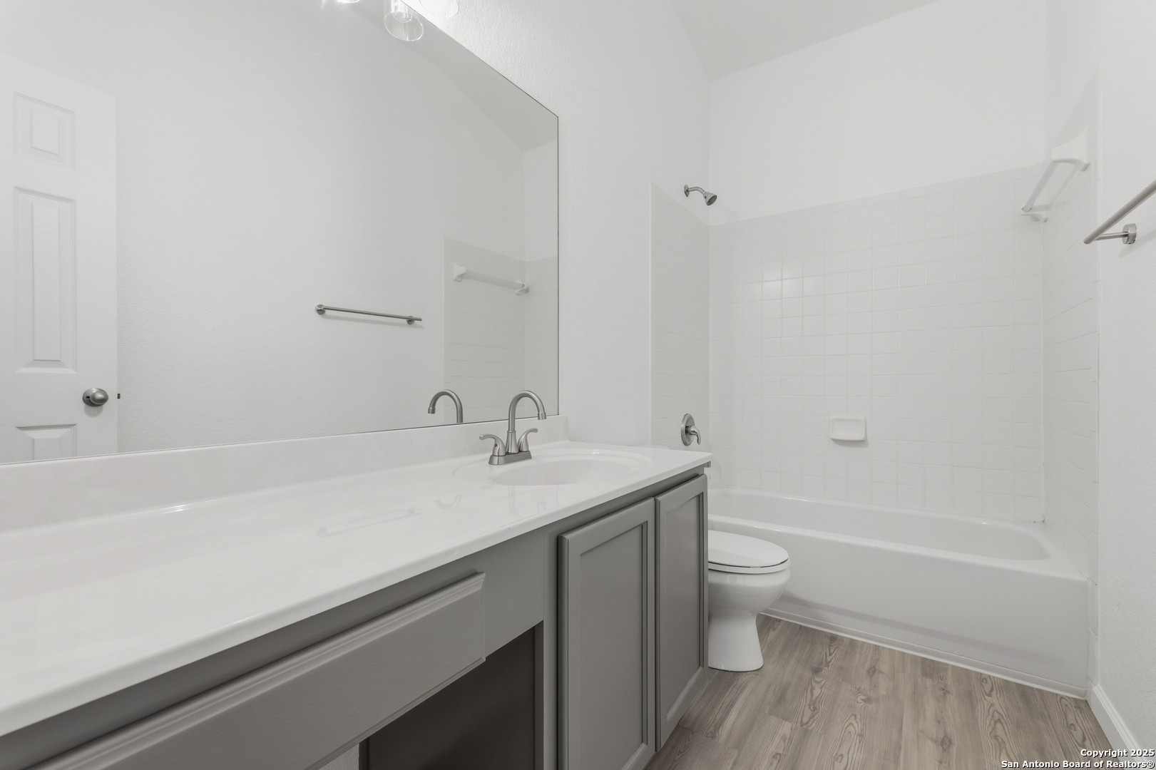 105 Lookout View Cibolo, TX 78108 - Photo 22 of 26 a bathroom with a sink a toilet and shower