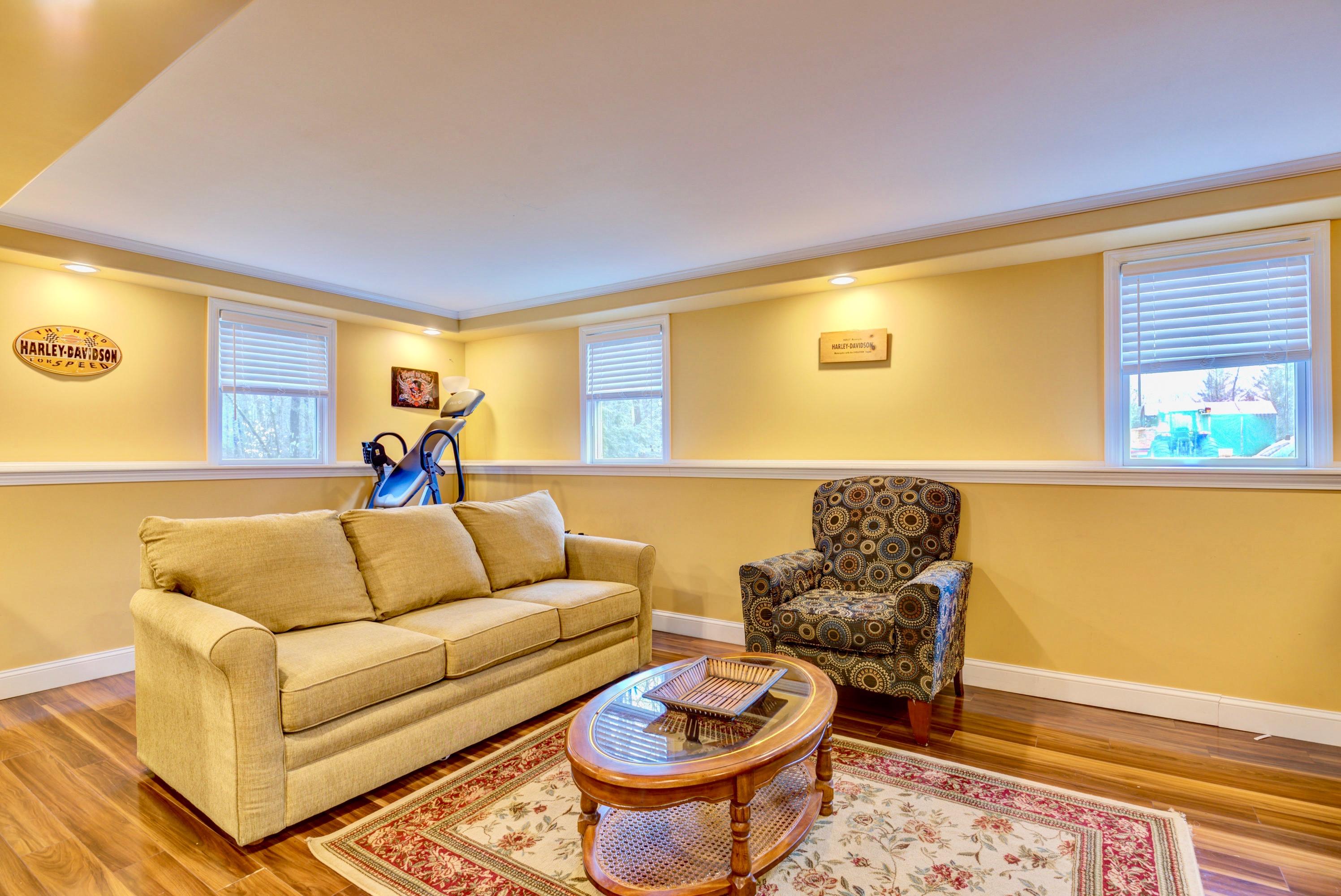 18 Greenaway Avenue Springvale, ME 04083 - Photo 32 of 47 18 Greenaway Ave Springvale ME-print-033