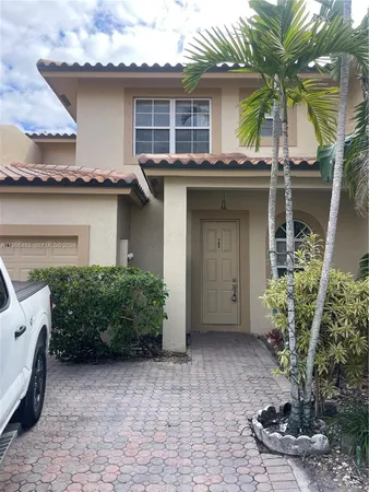 $3,800 | 703 Northeast 195th Street, Unit 703, Miami, FL 33179