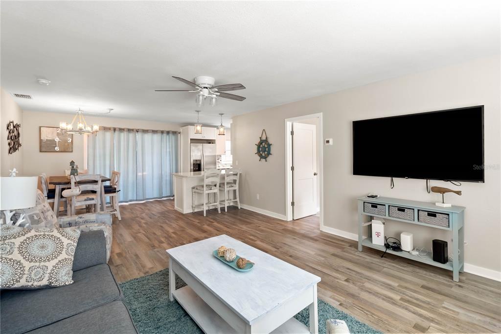 526 Conrad Road Venice, FL 34293 - Photo 8 of 27