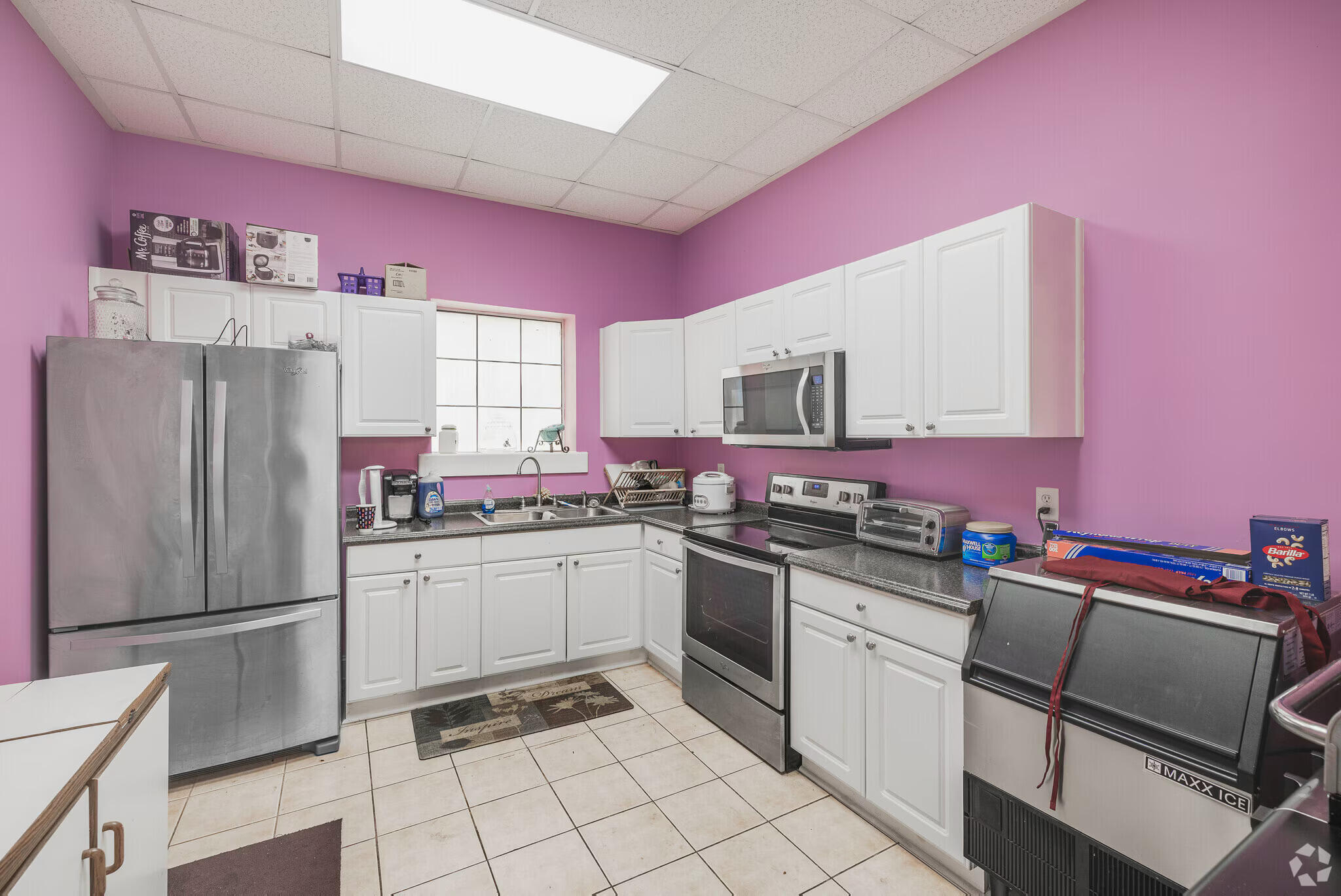 835 Magnolia Road Charleston, SC 29407 - Photo 18 of 20 835-Magnolia-Rd-Charleston-SC-Building-P