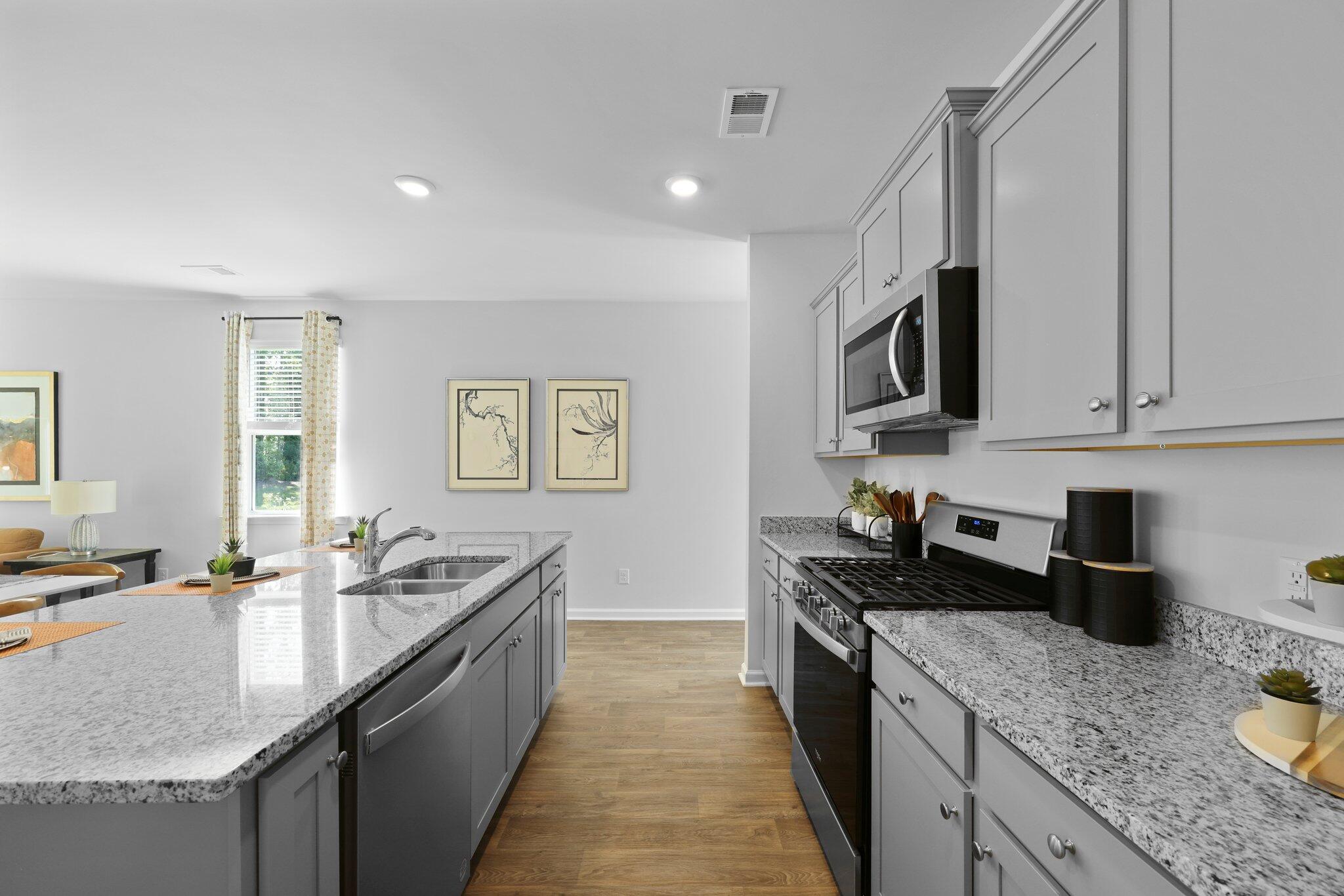 531 Lk Rdg Boulevard Summerville, SC 29486 - Photo 32 of 67 30-web-or-mls-550A3292