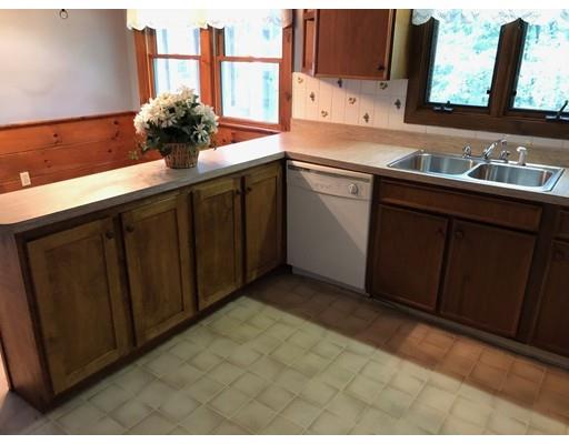 92 Reservoir Road Lunenburg, MA 01462 - Photo 4 of 13