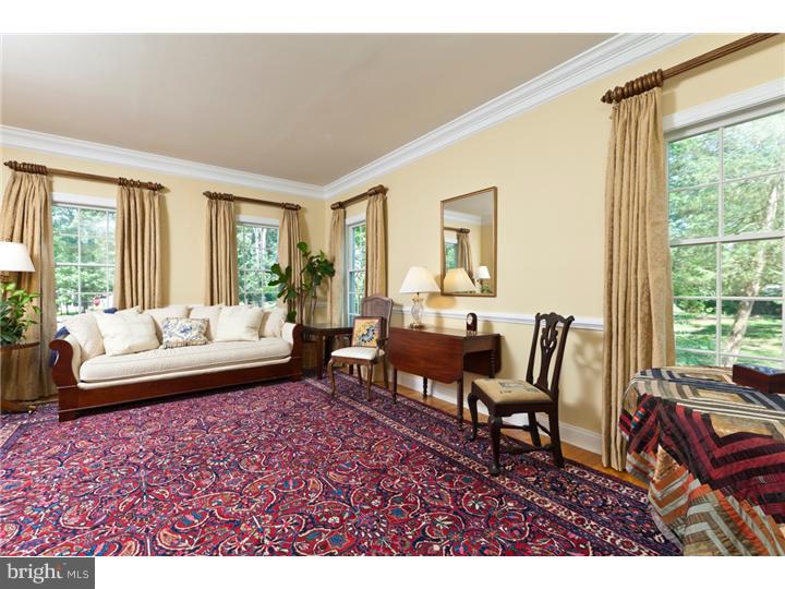 174 Stone Cliff Road Princeton, NJ 08540 - Photo 3 of 25