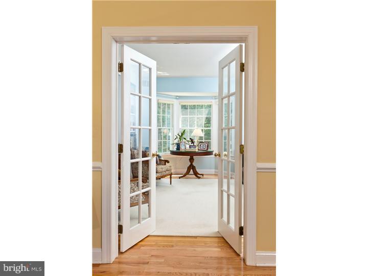 174 Stone Cliff Road Princeton, NJ 08540 - Photo 4 of 25