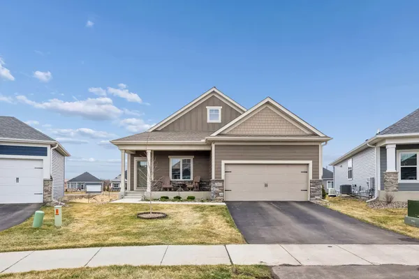$650,000 | 2055 Oakpointe Drive, Waconia, MN 55387