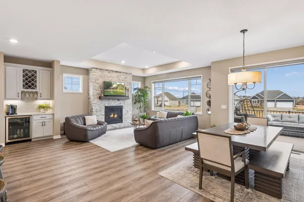 $625,000 | 2055 Oakpointe Drive, Waconia, MN 55387