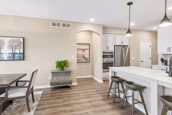 $625,000 | 2055 Oakpointe Drive, Waconia, MN 55387