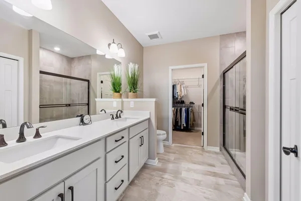 $625,000 | 2055 Oakpointe Drive, Waconia, MN 55387