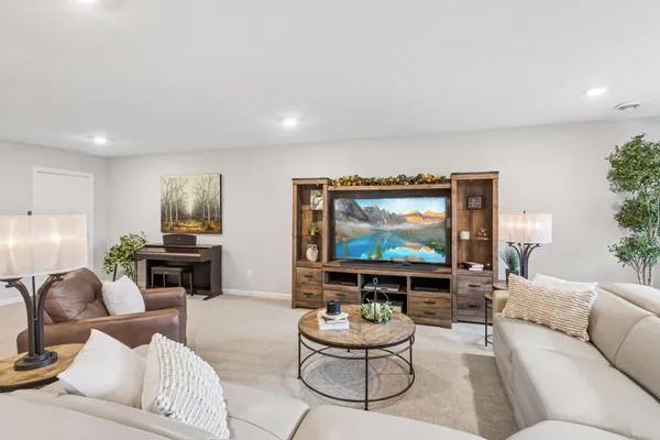 $625,000 | 2055 Oakpointe Drive, Waconia, MN 55387