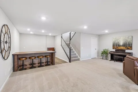 $650,000 | 2055 Oakpointe Drive, Waconia, MN 55387