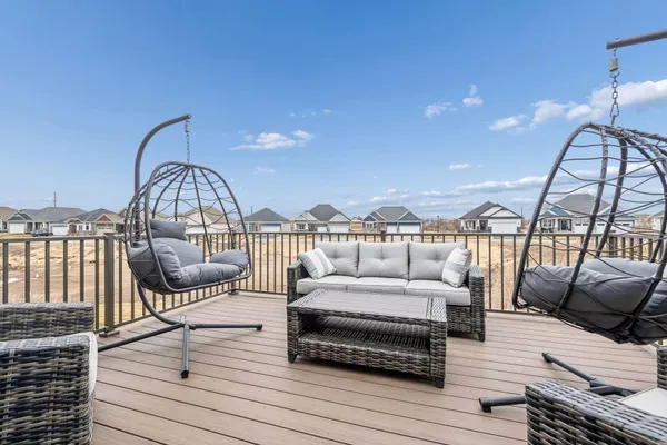 $625,000 | 2055 Oakpointe Drive, Waconia, MN 55387