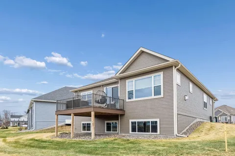 $650,000 | 2055 Oakpointe Drive, Waconia, MN 55387