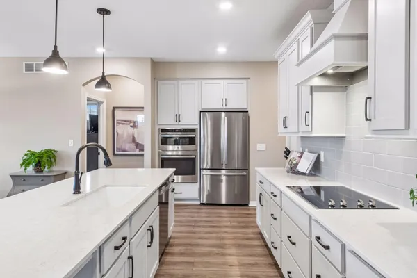 $625,000 | 2055 Oakpointe Drive, Waconia, MN 55387