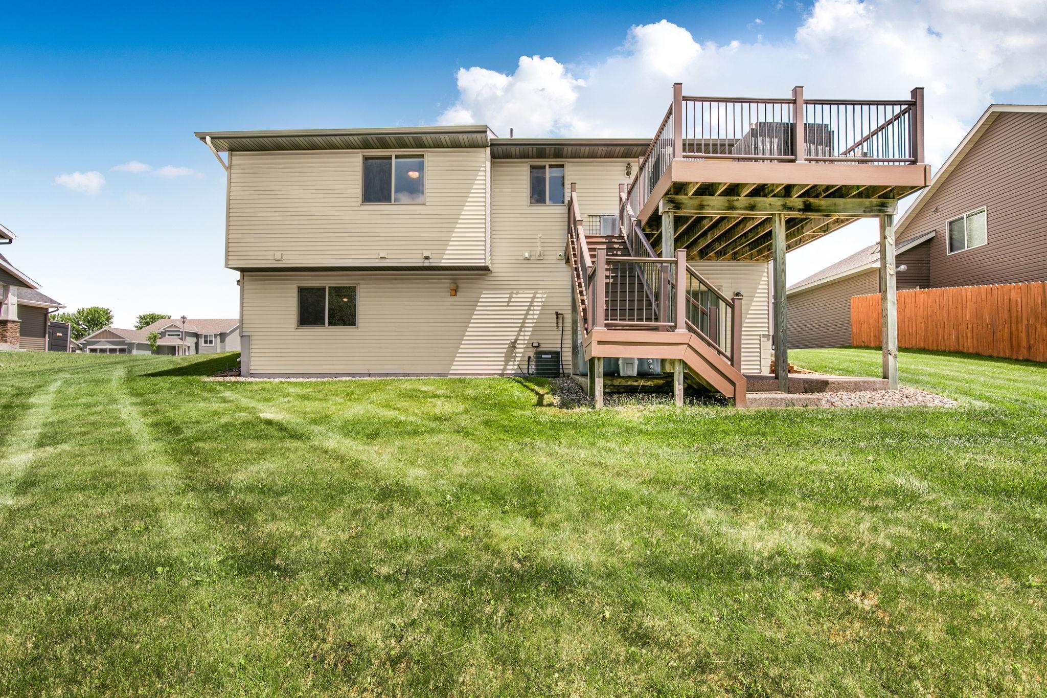 984 Waters Edge Circle Avon, MN 56310 - Photo 2 of 35