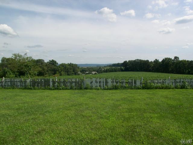 460 Cedar Road Bangor, PA 18013 - Photo 10 of 30 Gallery Image 10