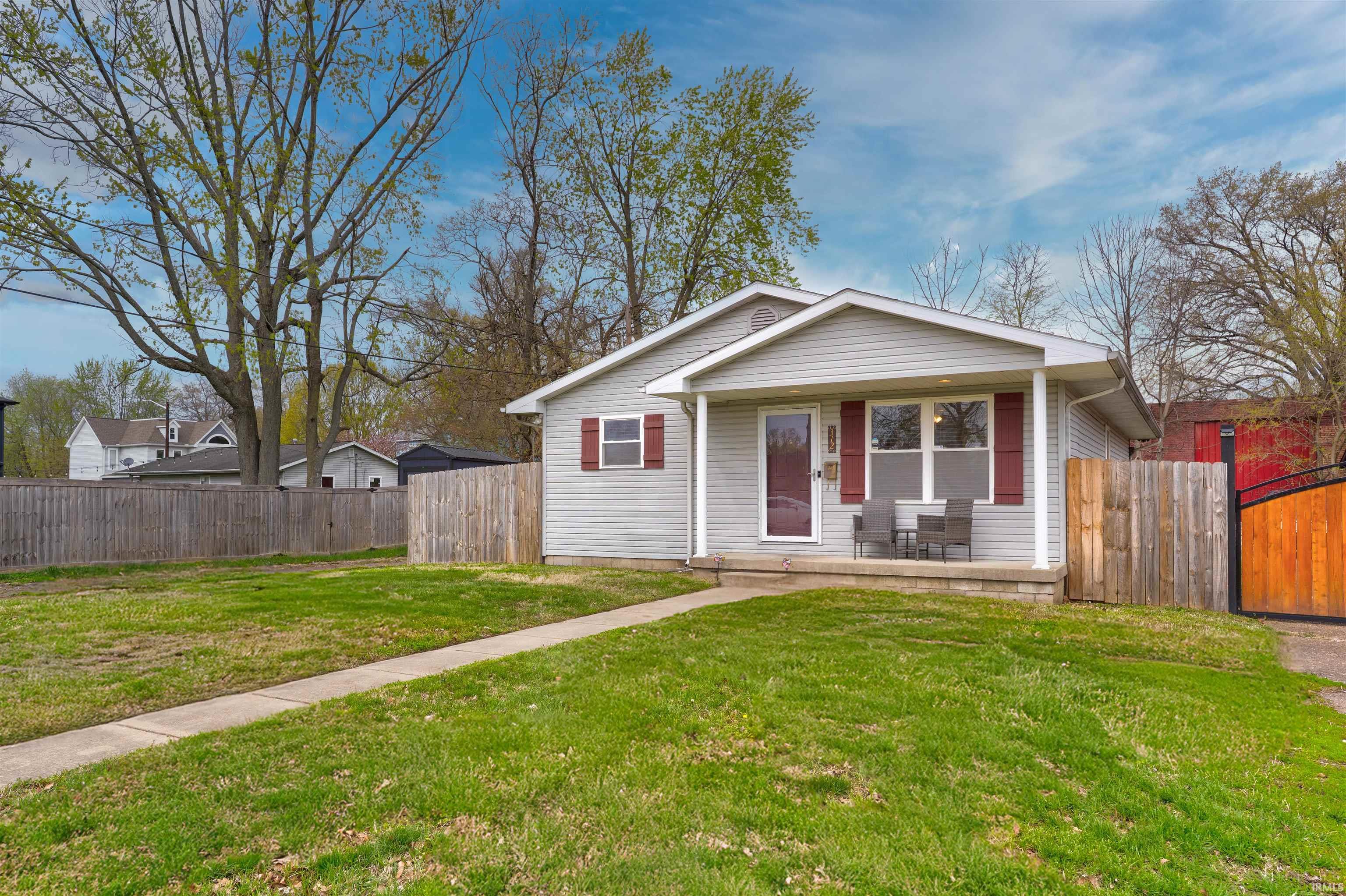 312 Monroe Avenue Evansville, IN 47713 - Photo 2 of 25