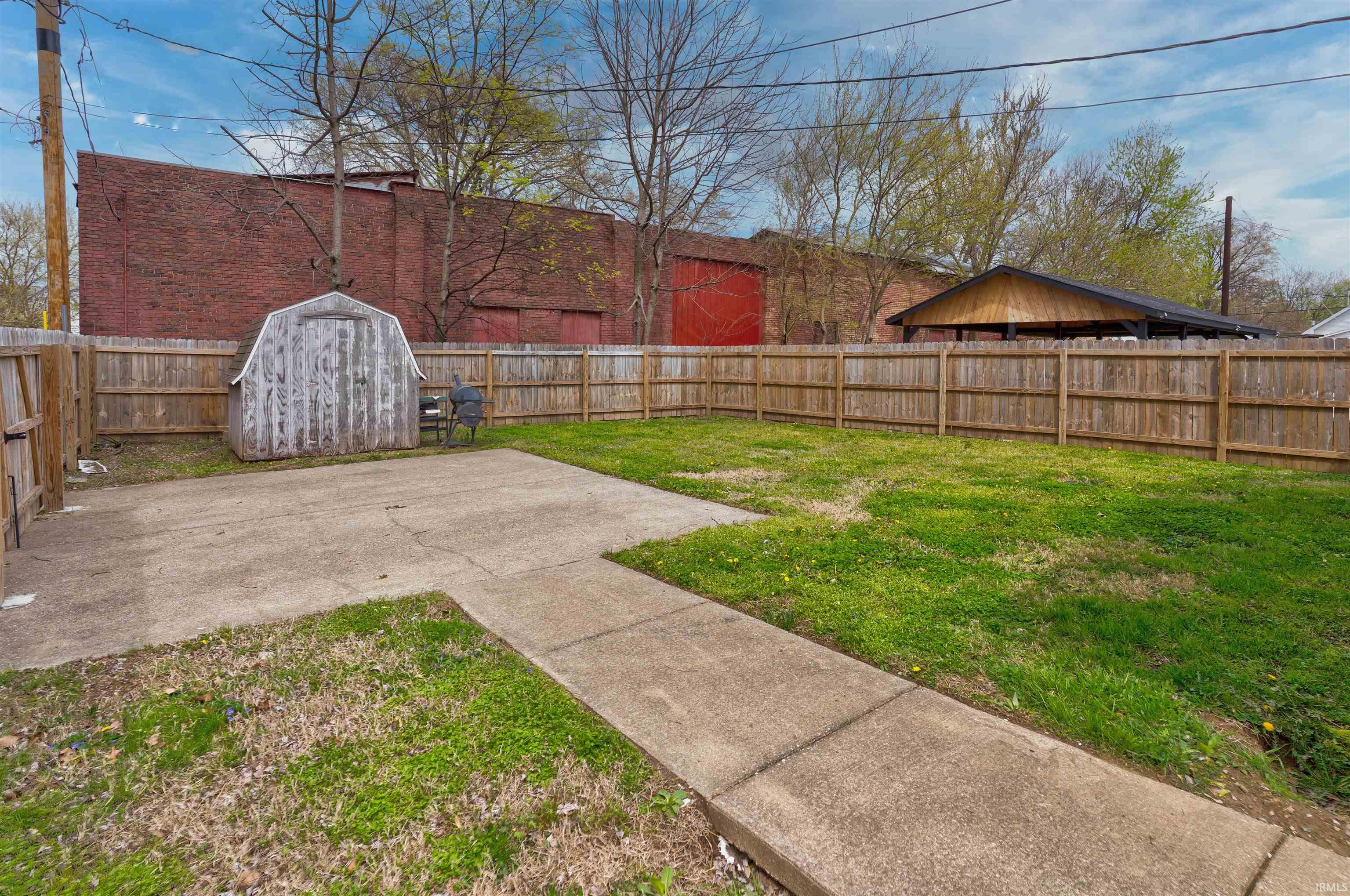 312 Monroe Avenue Evansville, IN 47713 - Photo 22 of 25