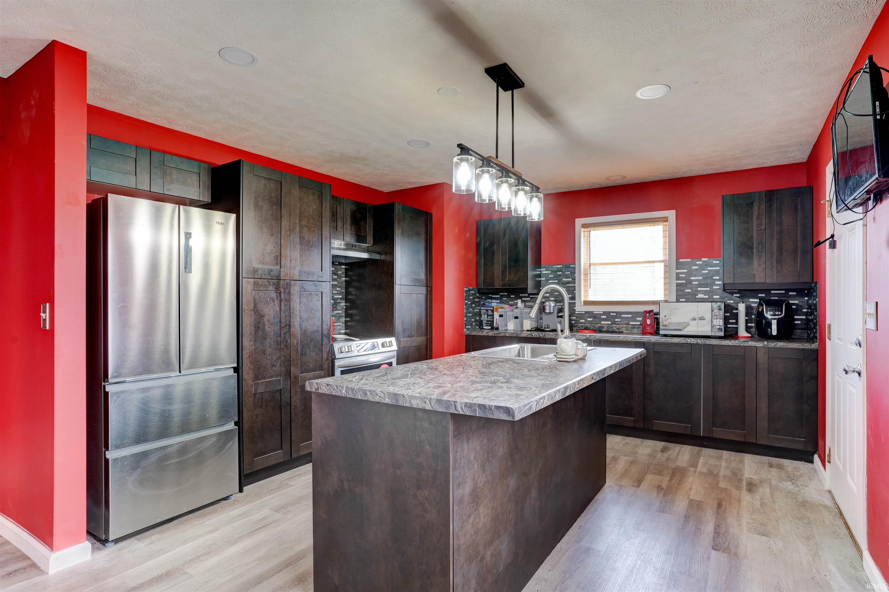 312 Monroe Avenue Evansville, IN 47713 - Photo 8 of 25