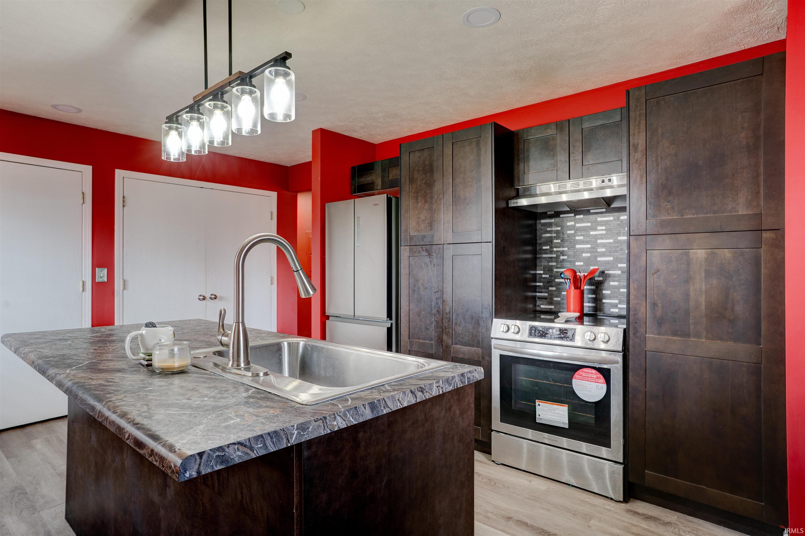 312 Monroe Avenue Evansville, IN 47713 - Photo 9 of 25