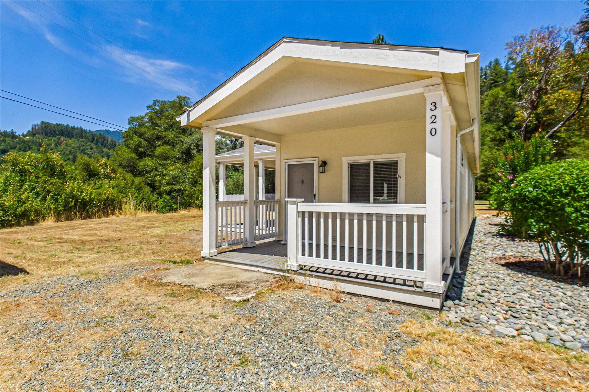320 Patterson Road Willow Creek, CA 95573 - Photo 10 of 57