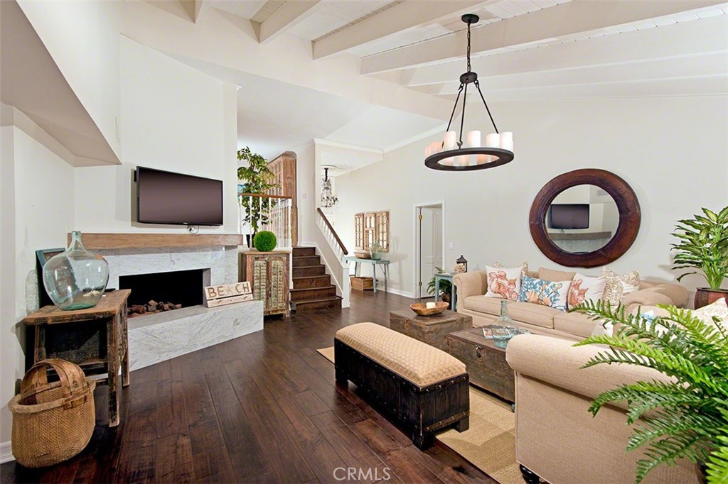 718 Emerald Bay Laguna Beach, CA 92651 - Photo 2 of 21