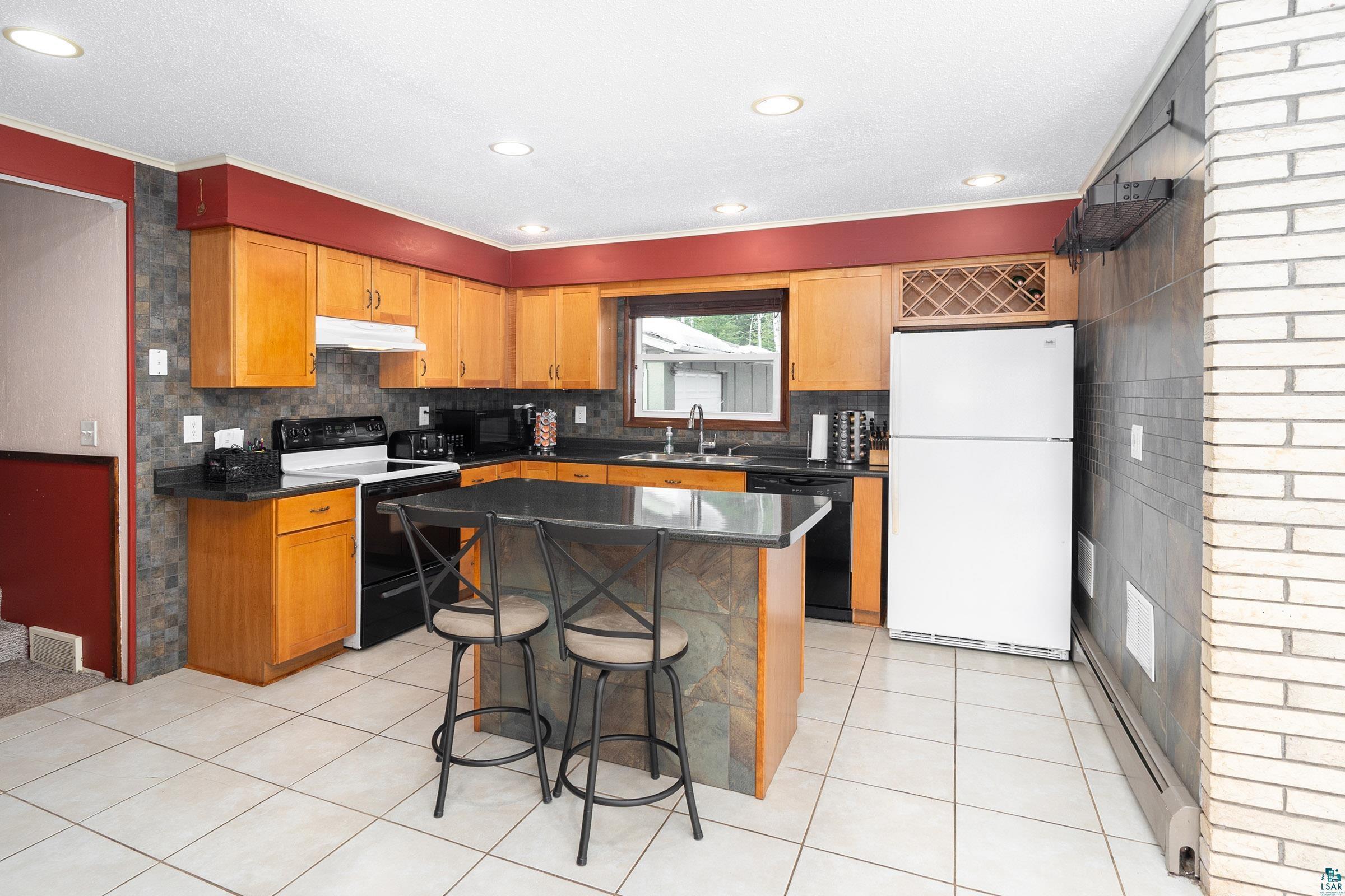 736 Stanley Road Two Harbors, MN 55616 - Photo 13 of 50