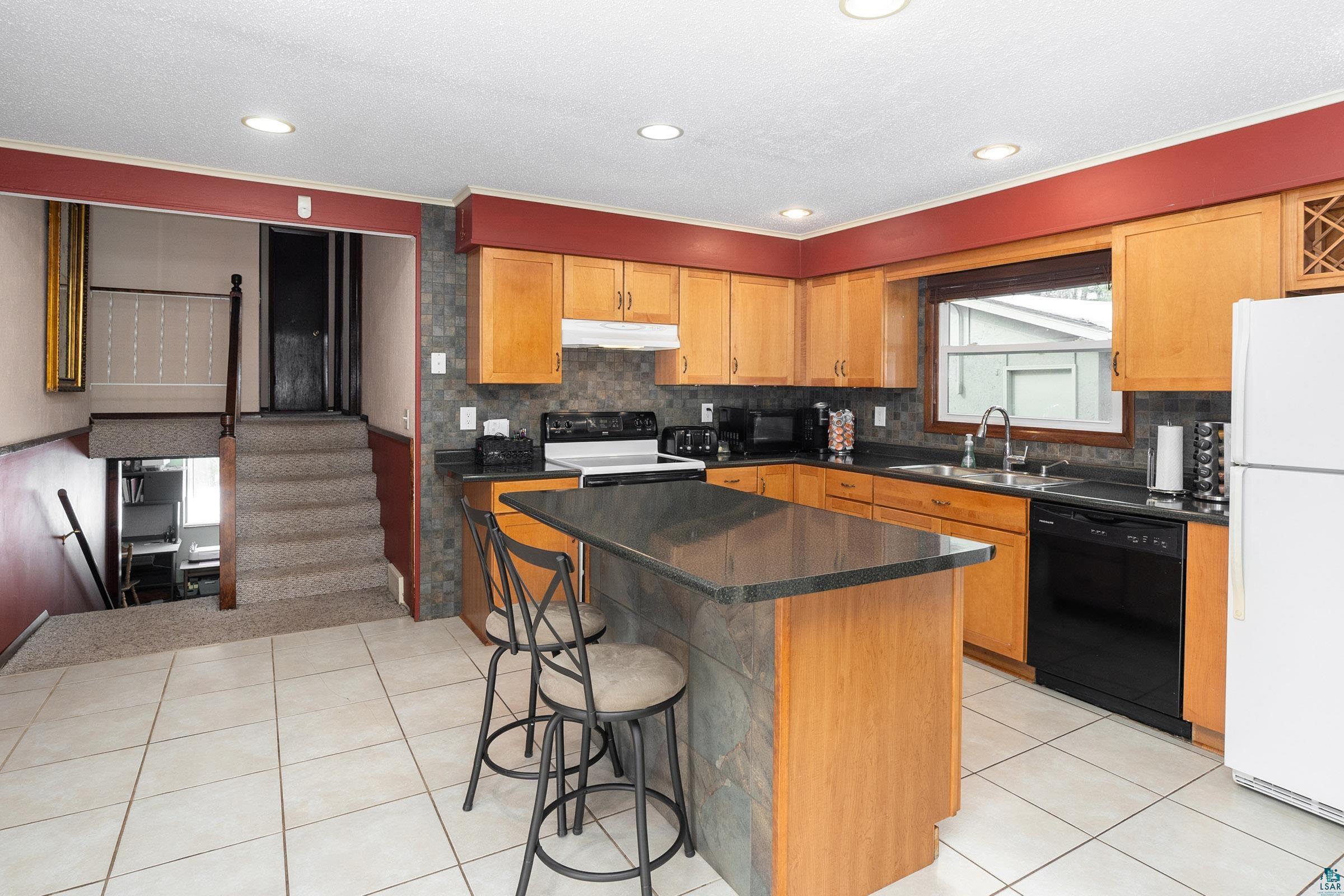 736 Stanley Road Two Harbors, MN 55616 - Photo 14 of 50