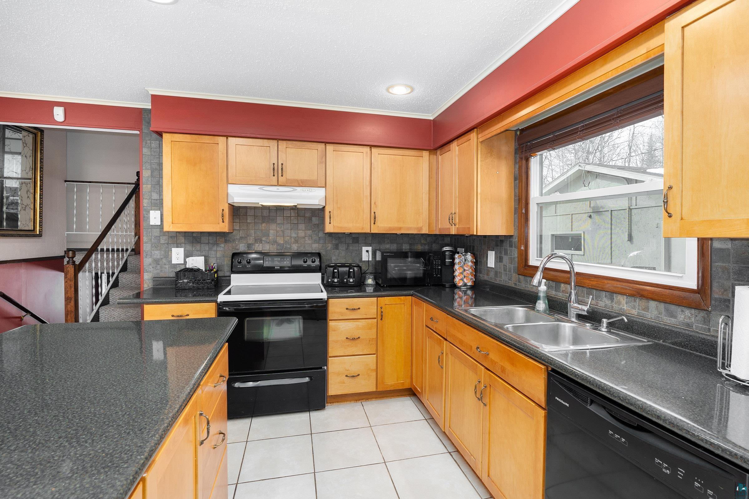 736 Stanley Road Two Harbors, MN 55616 - Photo 16 of 50