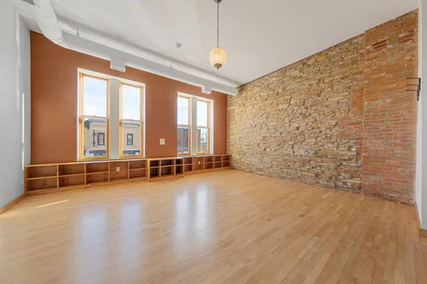 $304,900 | 500 Division Street South, Unit 7, Northfield, MN 55057