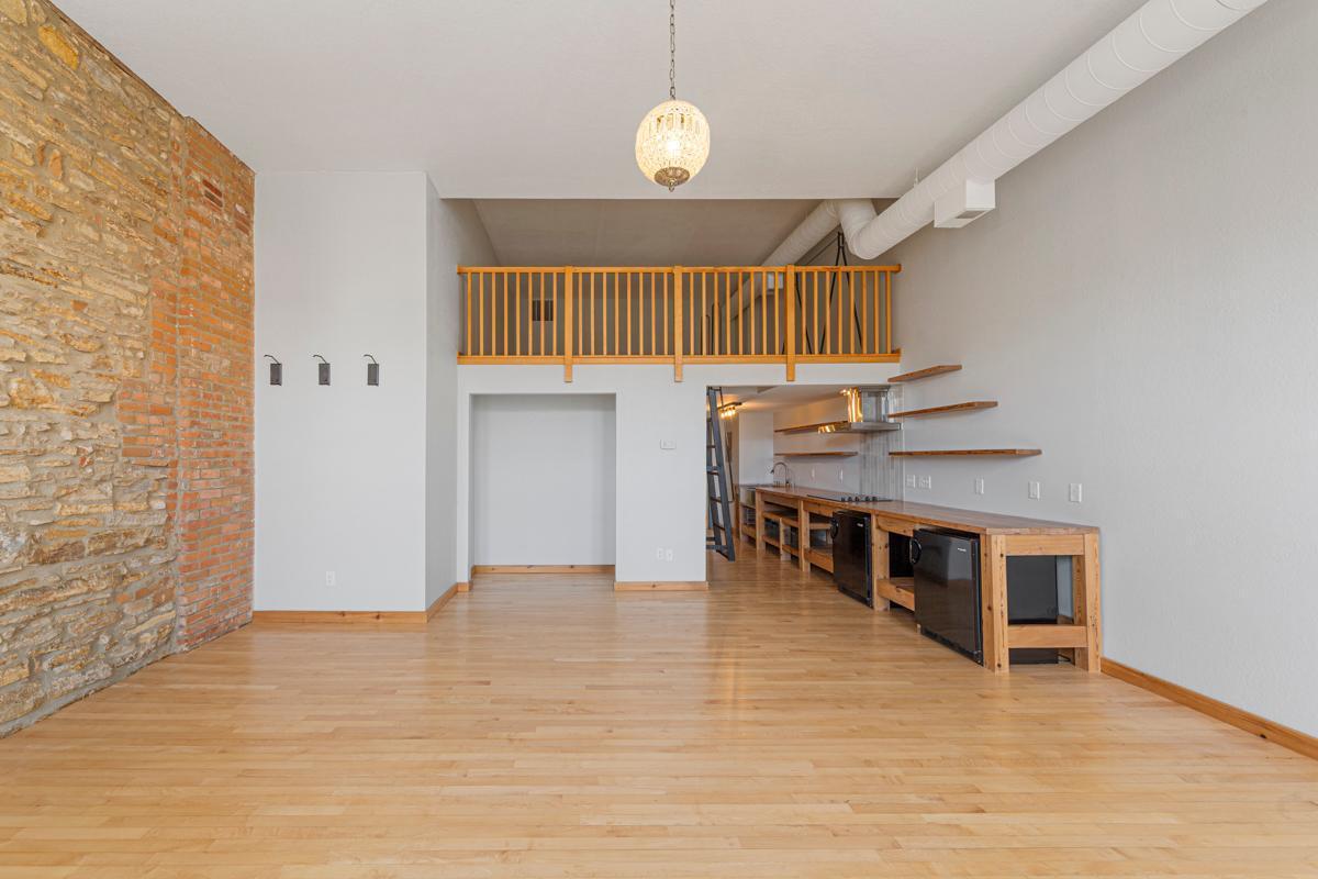 500 Division Street South, Unit 7 Northfield, MN 55057 - Photo 13 of 20