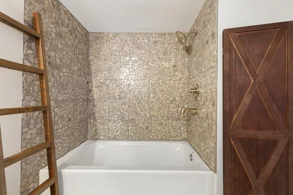 $299,900 | 500 Division Street South, Unit 7, Northfield, MN 55057