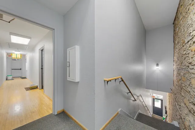 $304,900 | 500 Division Street South, Unit 7, Northfield, MN 55057