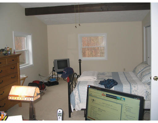 85 Town Farm Road Sutton, MA 01590 - Photo 6 of 12 Gallery Image 6