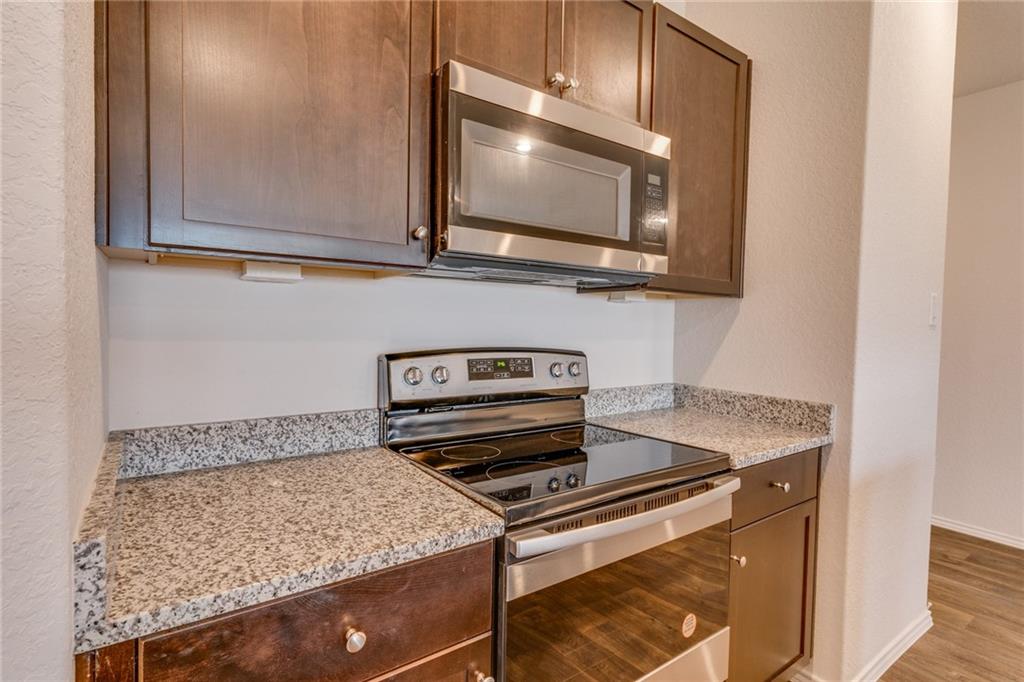 821 Indigo Way Seguin, TX 78155 - Photo 6 of 18