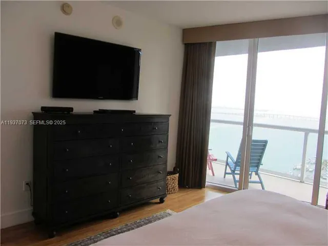 $1,699,000 | 495 Brickell Avenue, Unit 2401, Miami, FL 33131