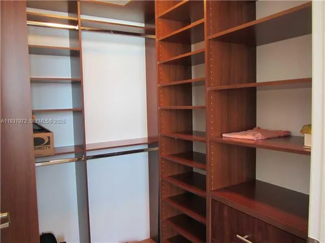 $1,699,000 | 495 Brickell Avenue, Unit 2401, Miami, FL 33131