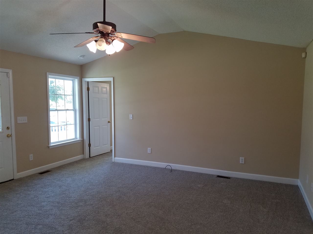 2 Barnett Street Lyman, SC 29365 - Photo 3 of 14 Gallery Image 3