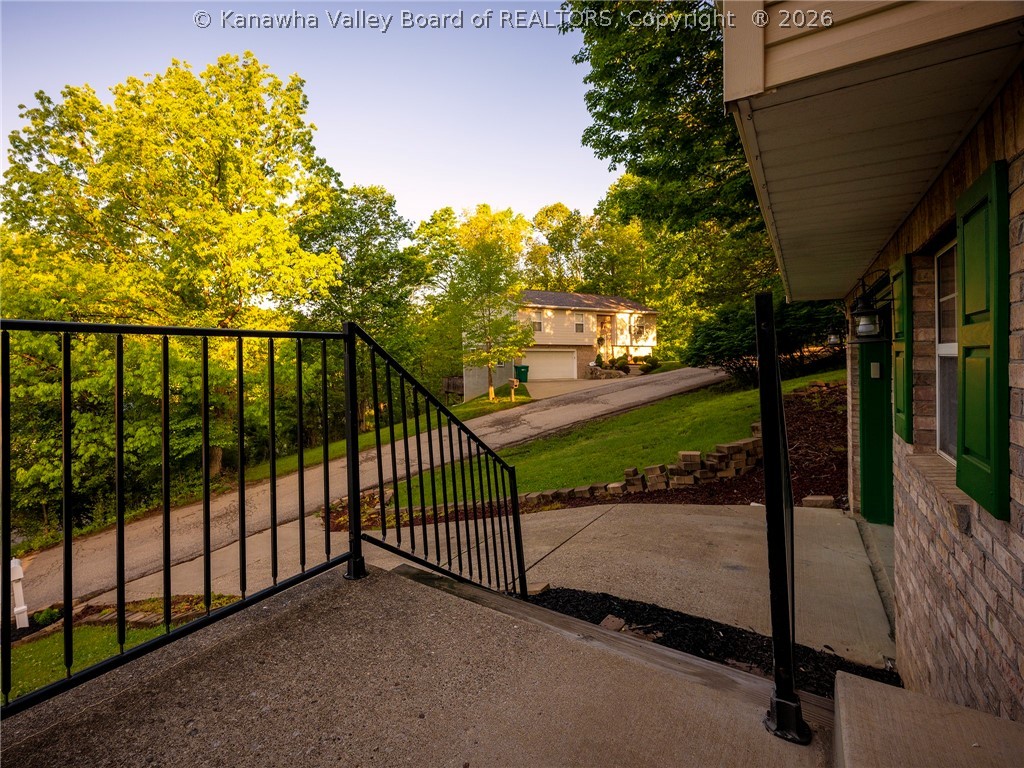 11 Poplar Hls Road Hurricane, WV 25526 - Photo 3 of 19 Gallery Image 3