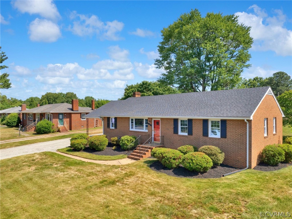 7453 Ridge View Road Mechanicsville, VA 23111 - Photo 3 of 45 Gallery Image 3