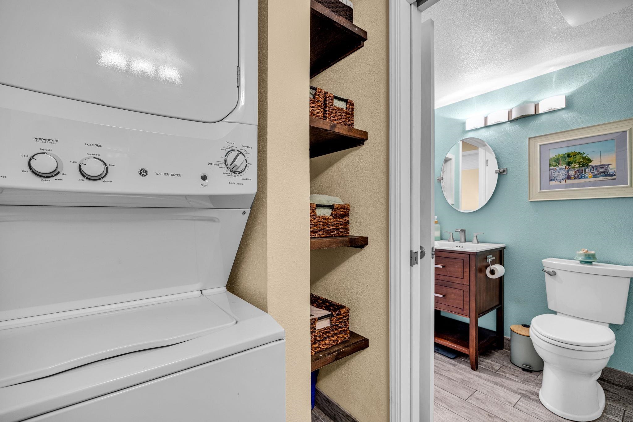 160 Keonekai Road, Unit 8103 Kihei, HI 96753 - Photo 23 of 47 a bathroom with a toilet and a sink