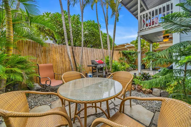 a view of outdoor space yard and patio