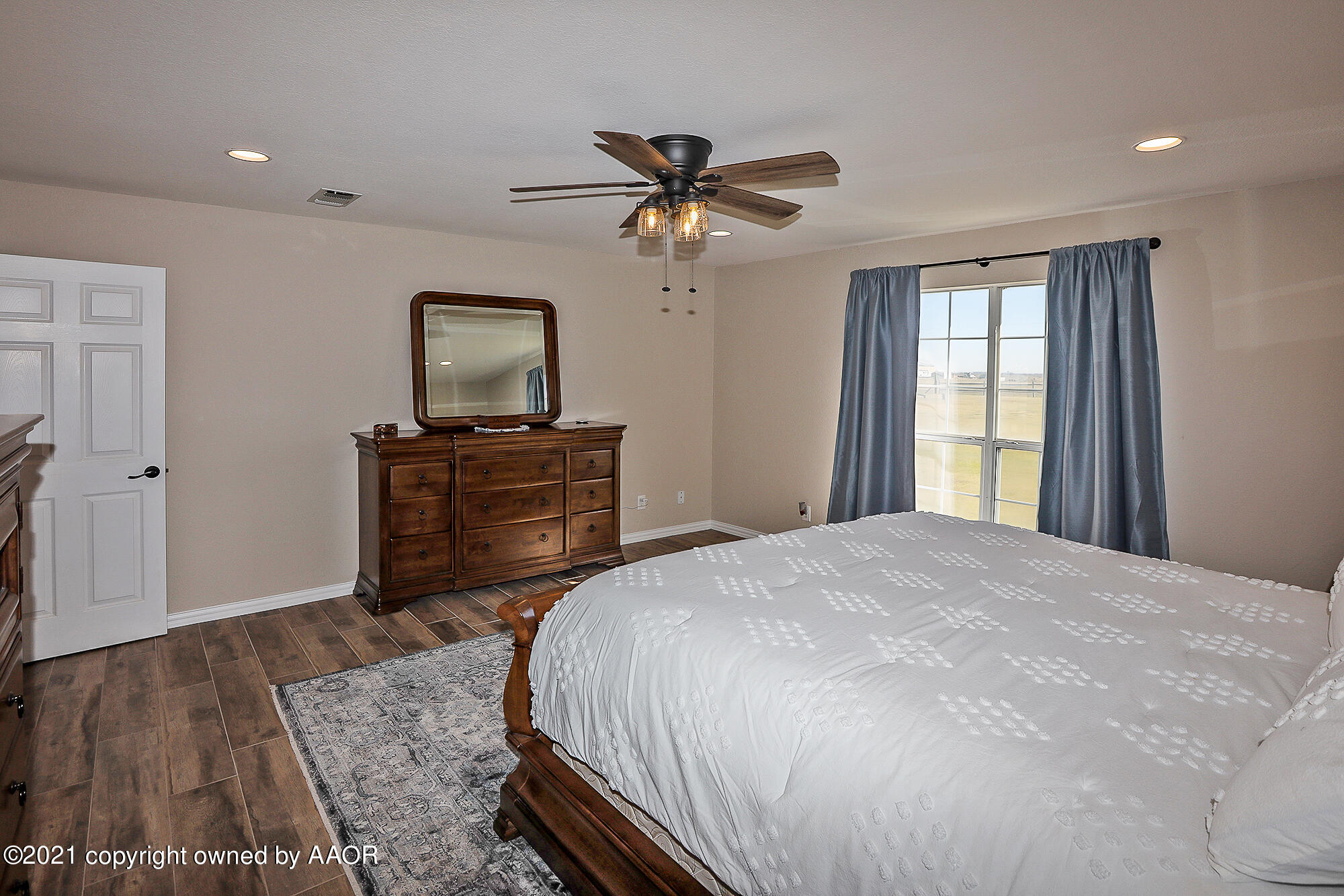 9300 South Blessen Road Amarillo, TX 79119 - Photo 14 of 40 Master Bedroom
