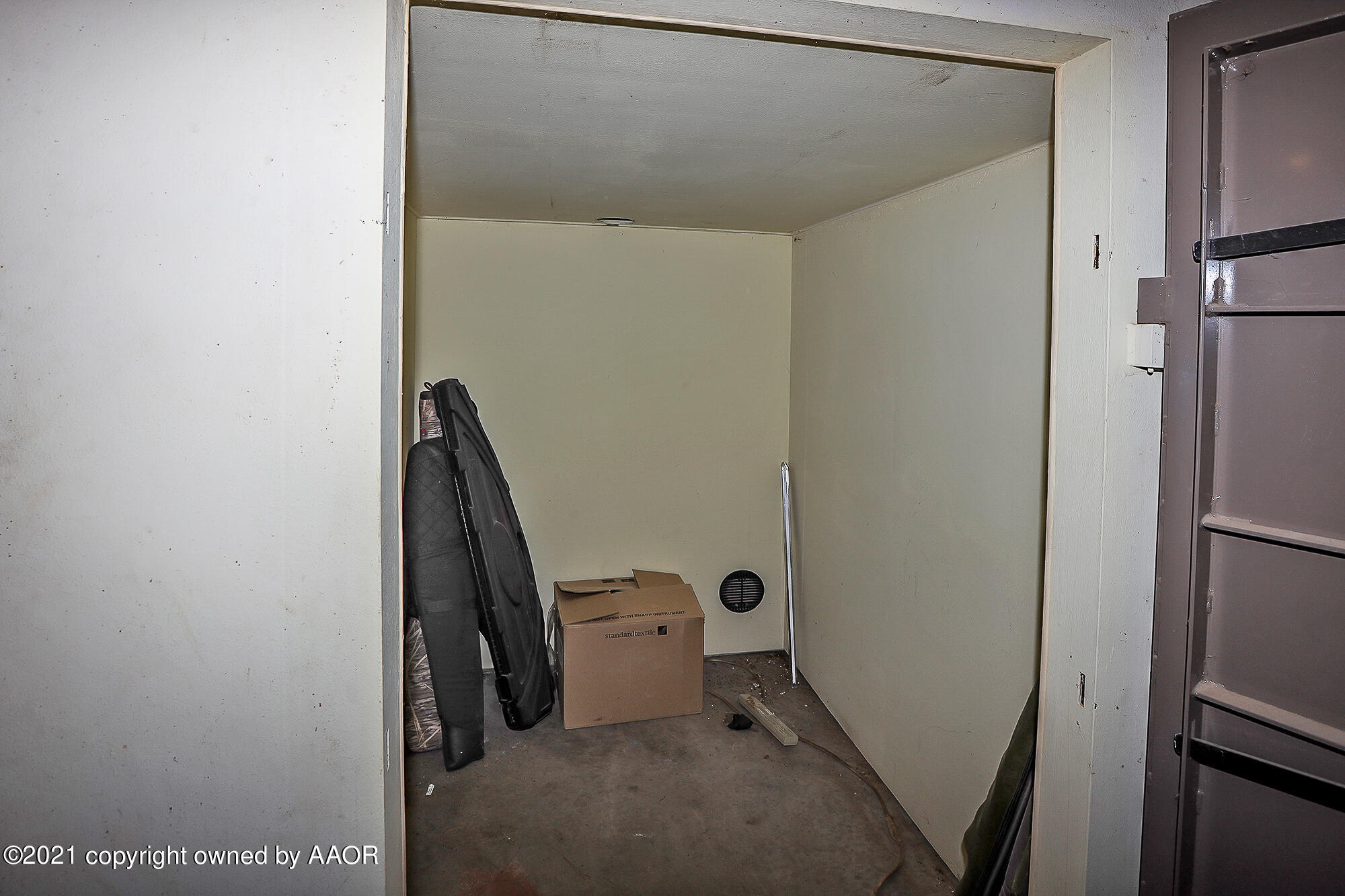 9300 South Blessen Road Amarillo, TX 79119 - Photo 39 of 40 Safe Room
