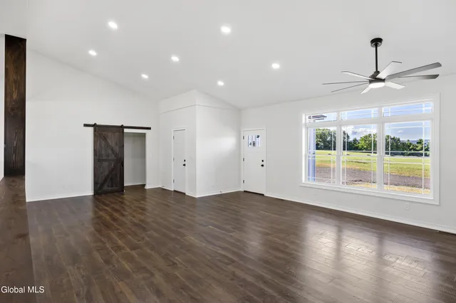 $524,900 | 734 Groveside Road, Pittstown, NY 12028