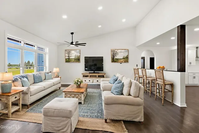 $524,900 | 734 Groveside Road, Pittstown, NY 12028