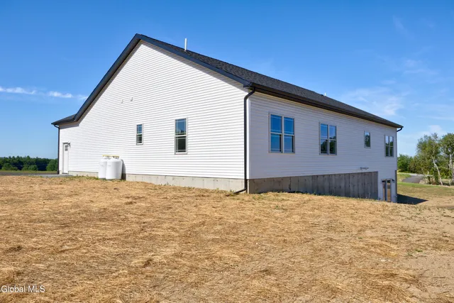 $524,900 | 734 Groveside Road, Pittstown, NY 12028